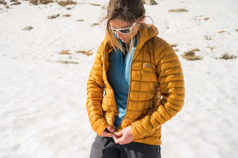 ropa para ir a la montaña en invierno - Cómo protegerse del frío en la montaña