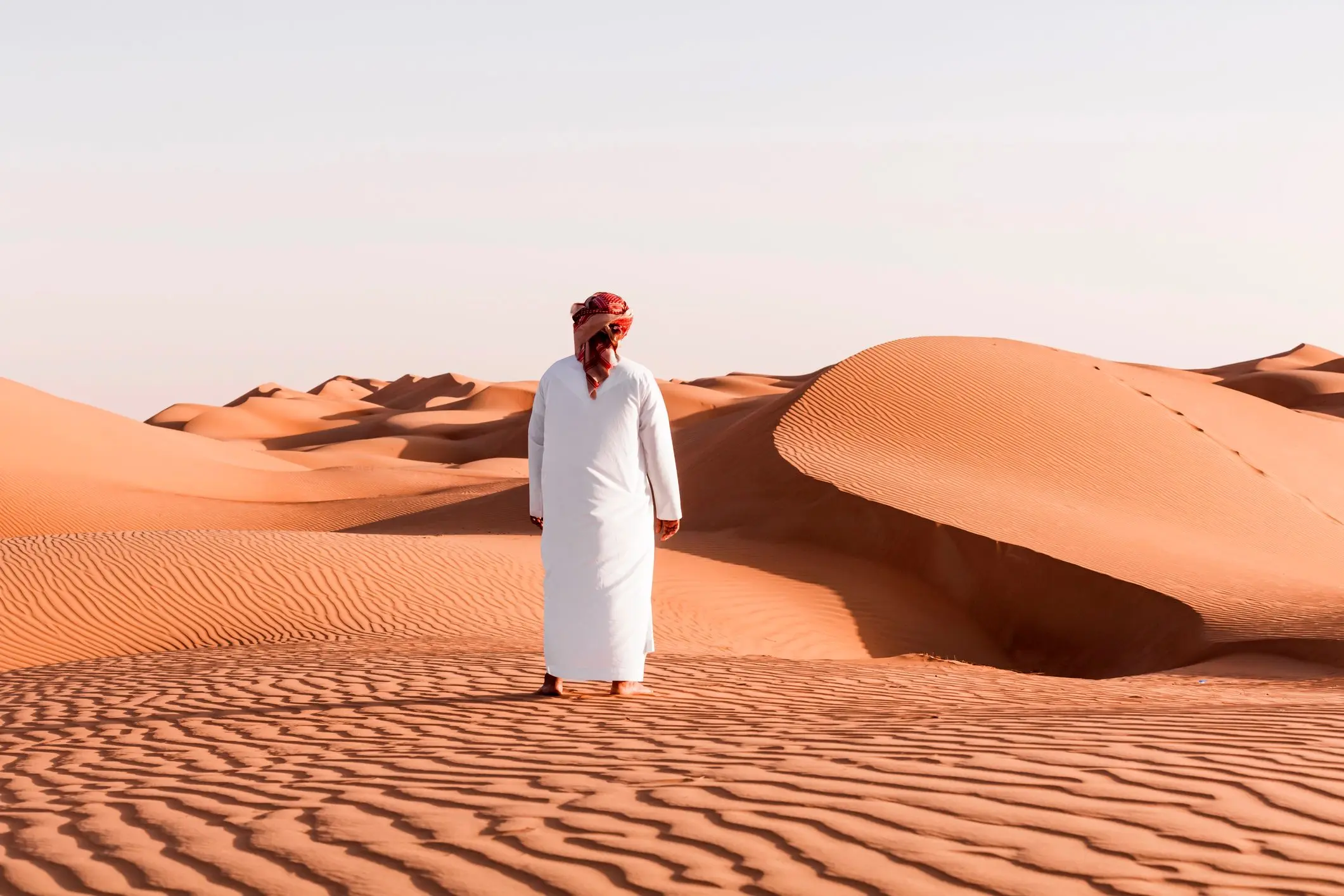 vestimenta del desierto de sahara - Cómo se llama la ropa saharaui