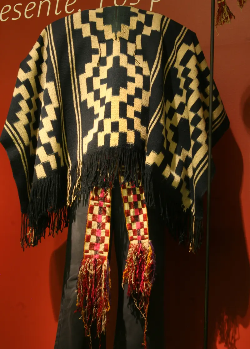 imagenes de ropa mapuche - Cuál es el vestuario de los mapuches