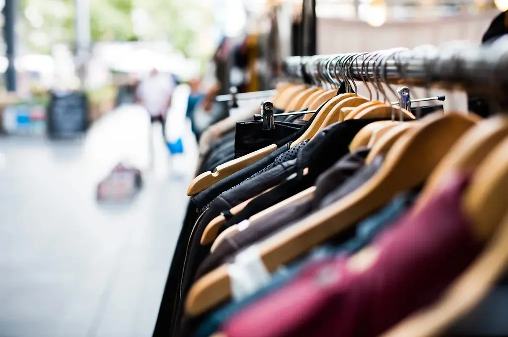 compra y venta de ropa - Cuál es la comision de Renova tu vestidor