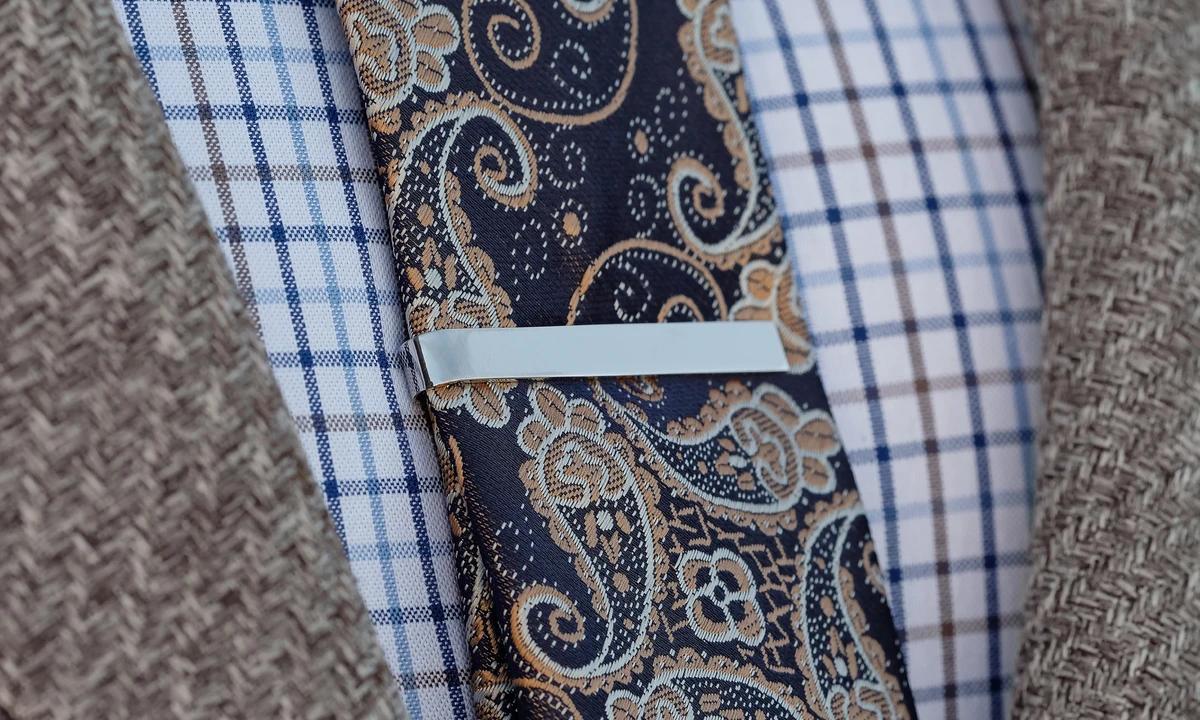 pin camisa - Dónde va el pin en la corbata