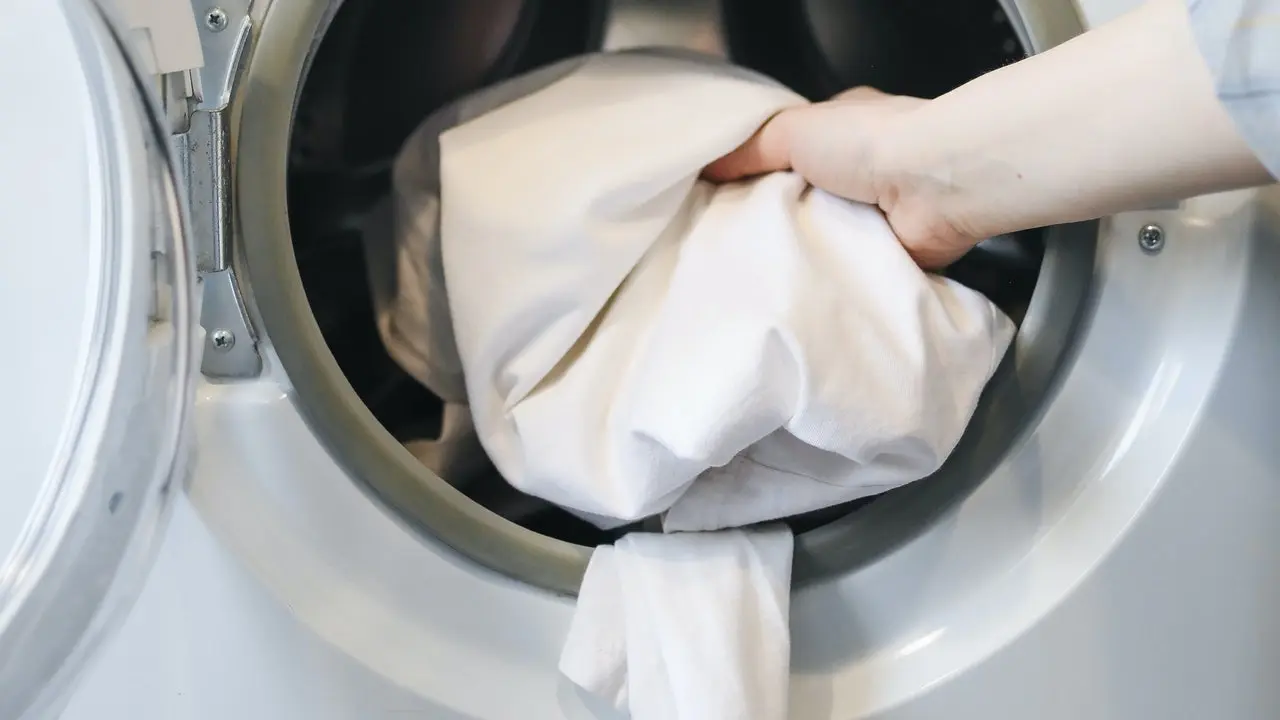 porque la ropa queda dura despues de lavarla - Por qué cuando lavo la ropa queda dura