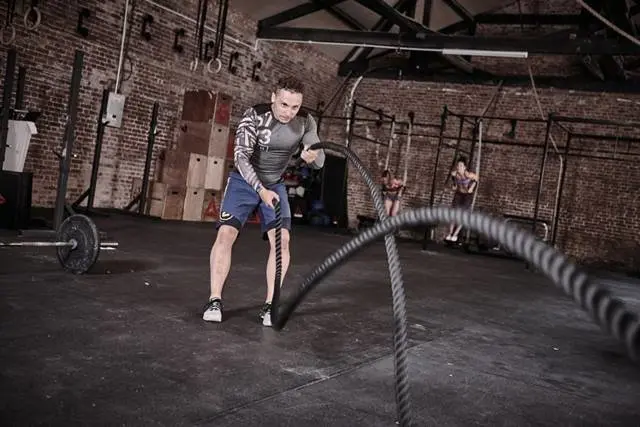 battle rope ejercicios - Qué músculos trabaja con rope
