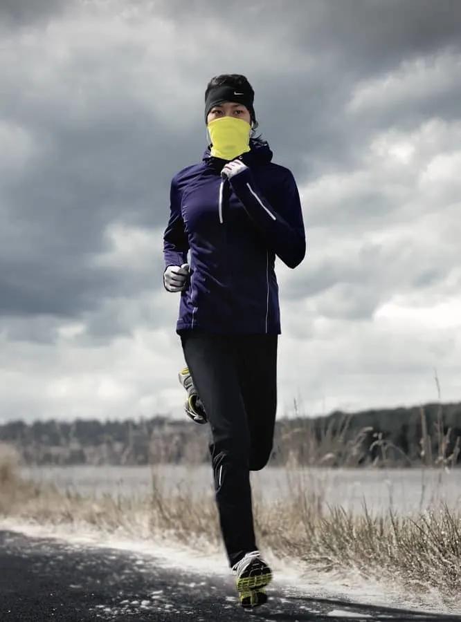 ropa para correr en clima frio - Qué se usa para correr en invierno