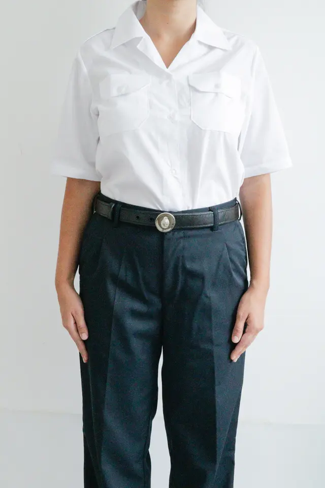 camisa blanca policia - Qué significa el uniforme de la policía